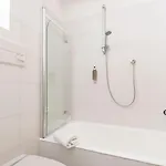 Apartamento Bruni 2 *